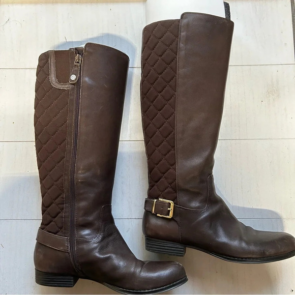 Isaac Mizrahi Tally Quilted Boot Dark Brown Leather Upper Riding Boot Womens 6.5 - Picture 3 of 11